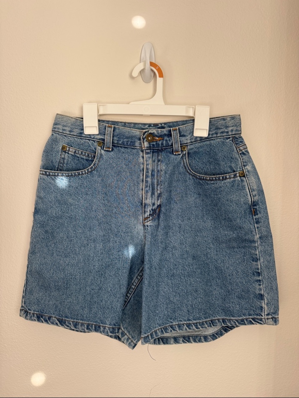 Liz Claiborne Light Blue Denim High-Rise Shorts